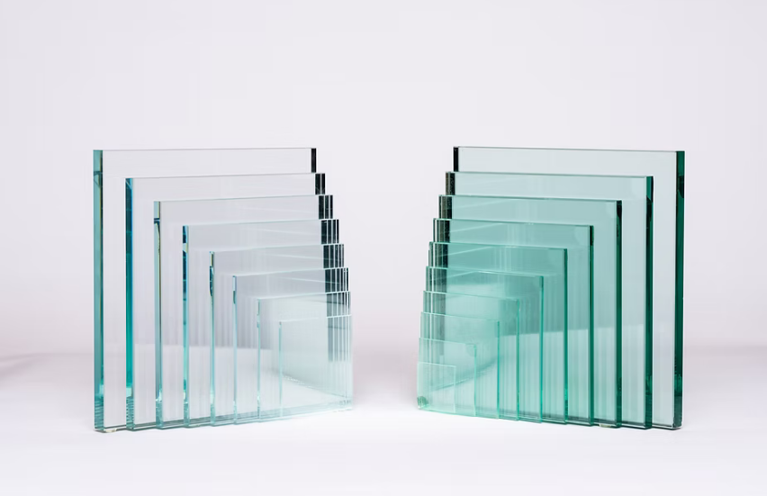 Comparison of low iron glass and standard clear glass showing clarity and tint differences, used in architectural and interior glazing.